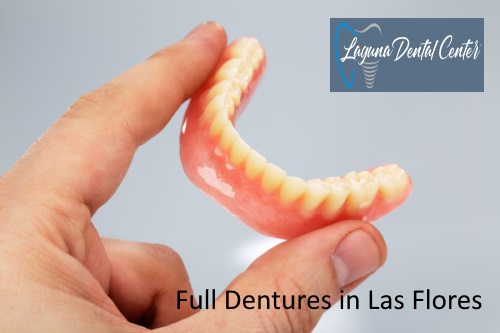 Complete Dentures in Las Flores